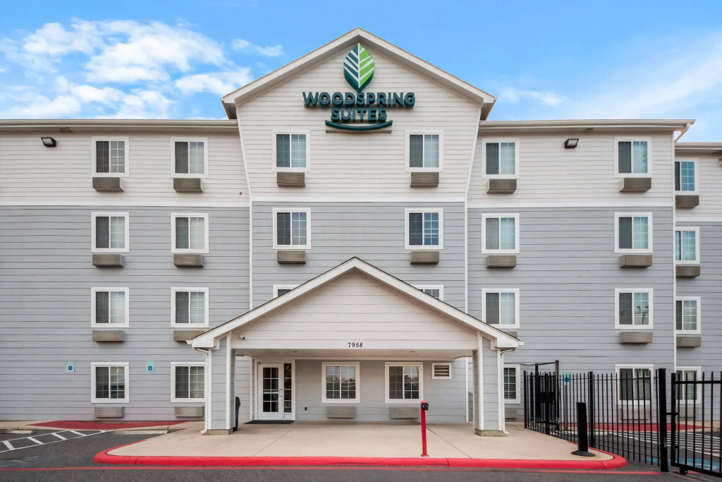 WoodSpring Suites San Antonio South