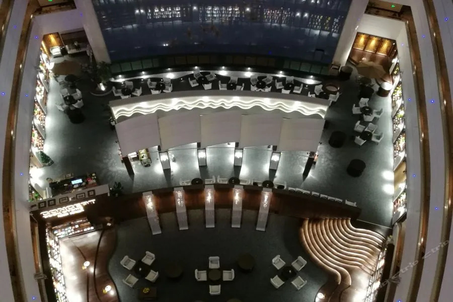 Delphi Sky Hotel