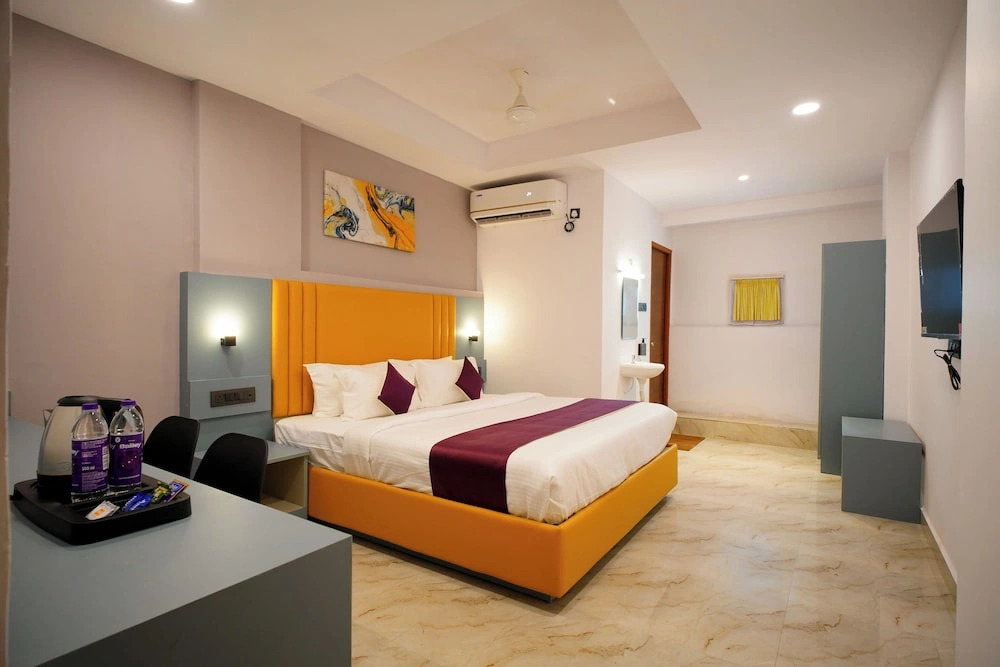Hotel Spring Stays Near US Consulate