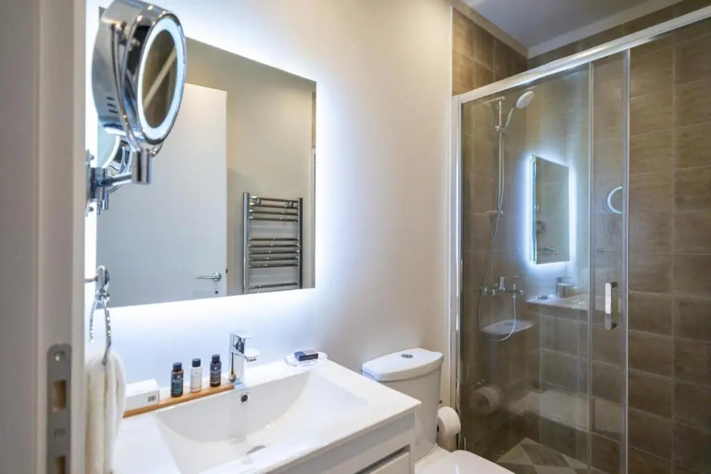 33SolonosSuites