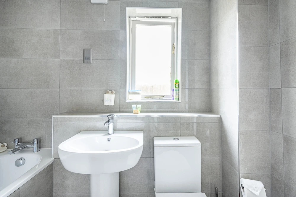 Modern 2 Bedroom Lewisham Apartment