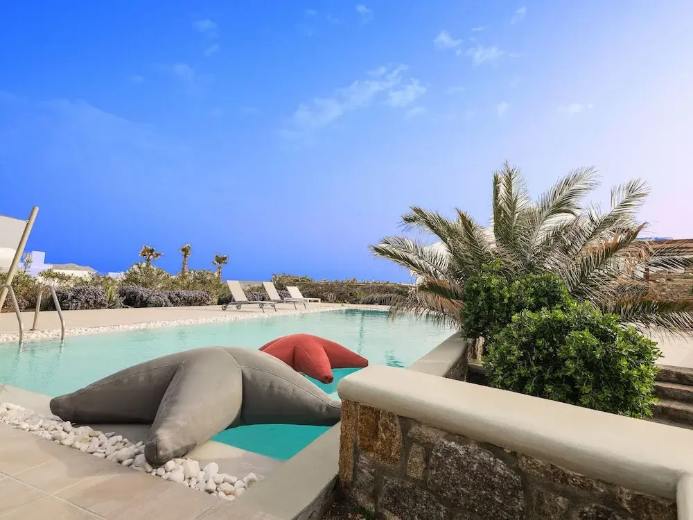 Lux Villa, 5 Master BR, Private Pool, Sunset View!