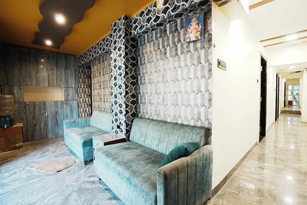 Hotel O Versova Inn