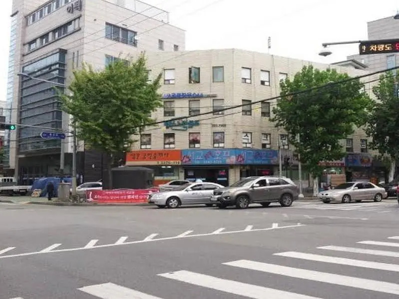 Cozy home Hapjeong Hongdae, parking available, negotiable