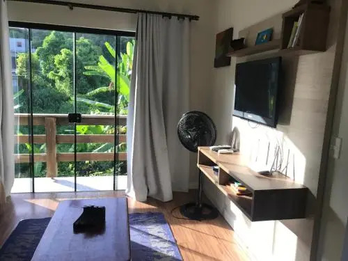 Bombinhas centro apt con kitchenette