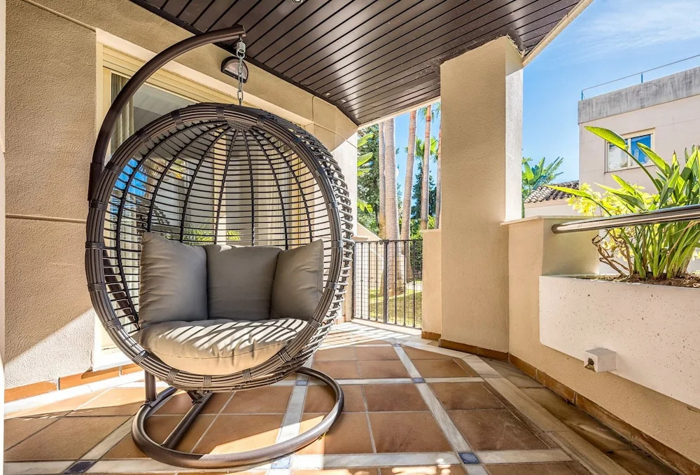FA-Fab 2 bedroom apt in and outdoor pool