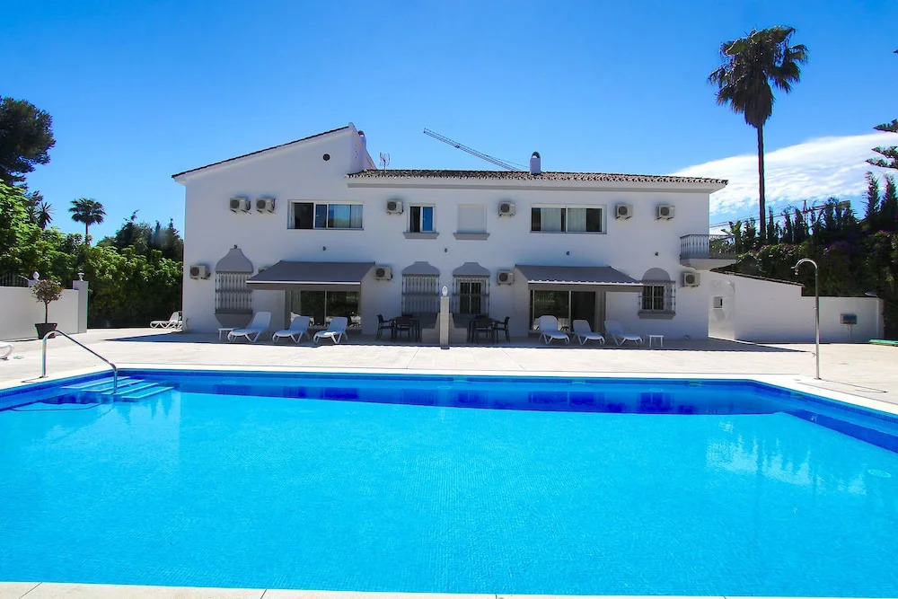 1521 Brand New Modern Apartment 100 Meters Beach 12X6 Pool Chillout