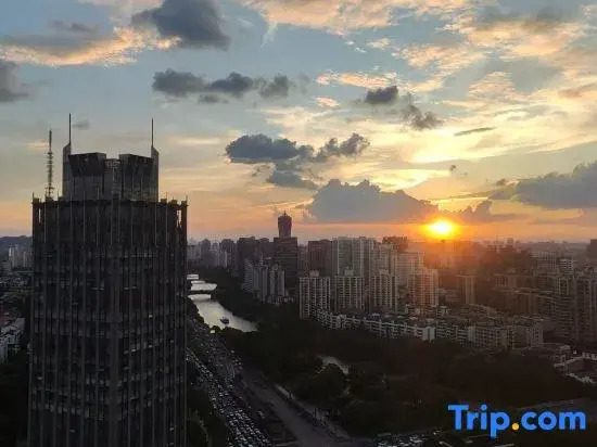 Kepler Planet Youth Hostel (Hangzhou Wulin Square Baoshanqiao Metro Station)