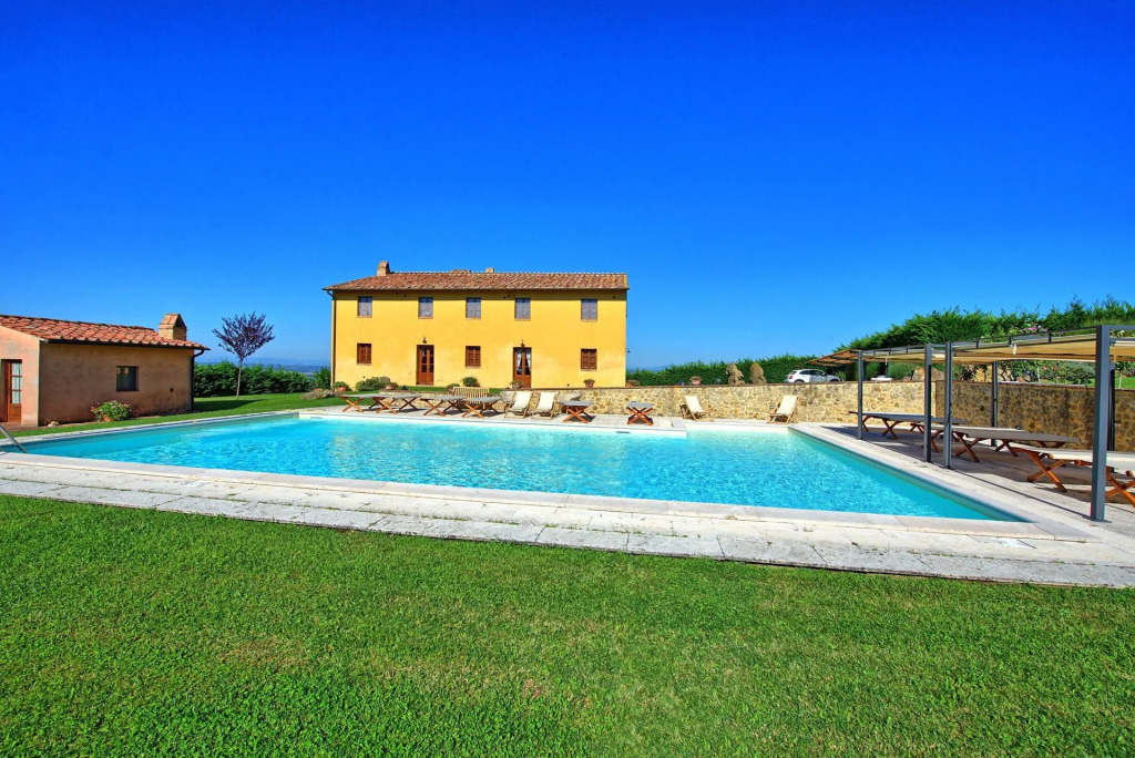 Villa Il Caggio by PosarelliVillas