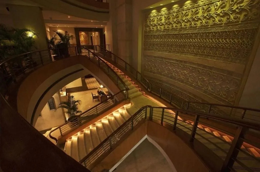 Hotel Royal Signature