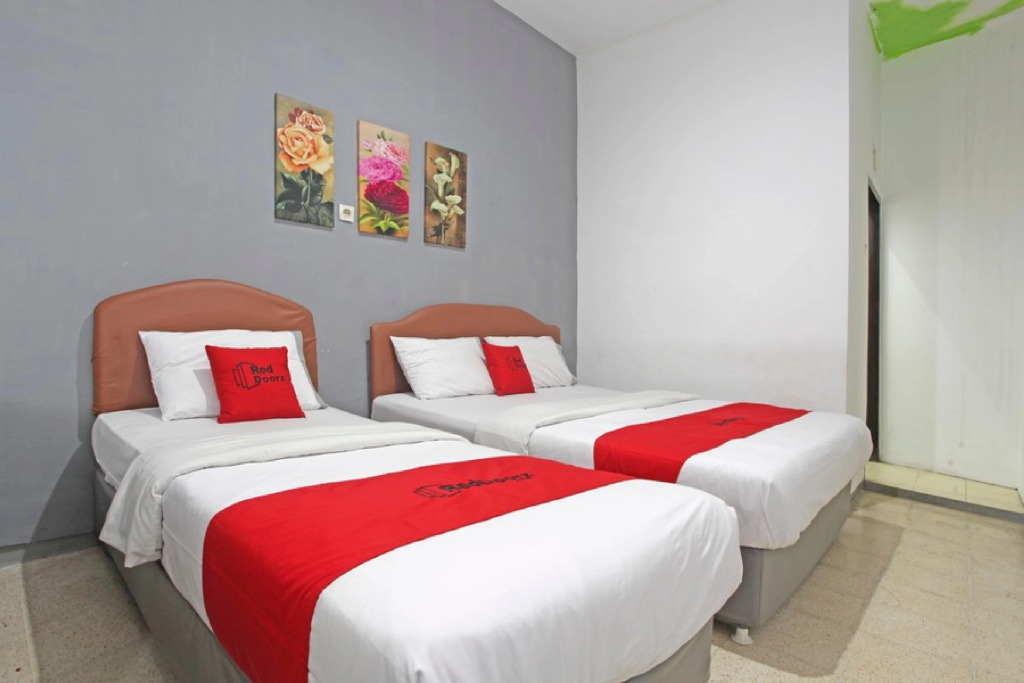 RedDoorz @ Soekarno Hatta 2