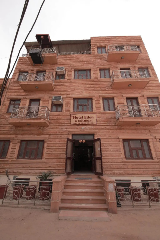 Hotel Eden