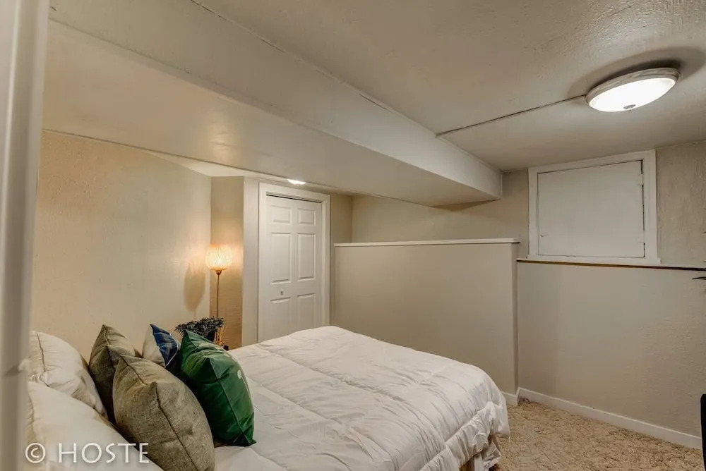 1910 Mountain View, Fire pit + Roof Deck, Downtown