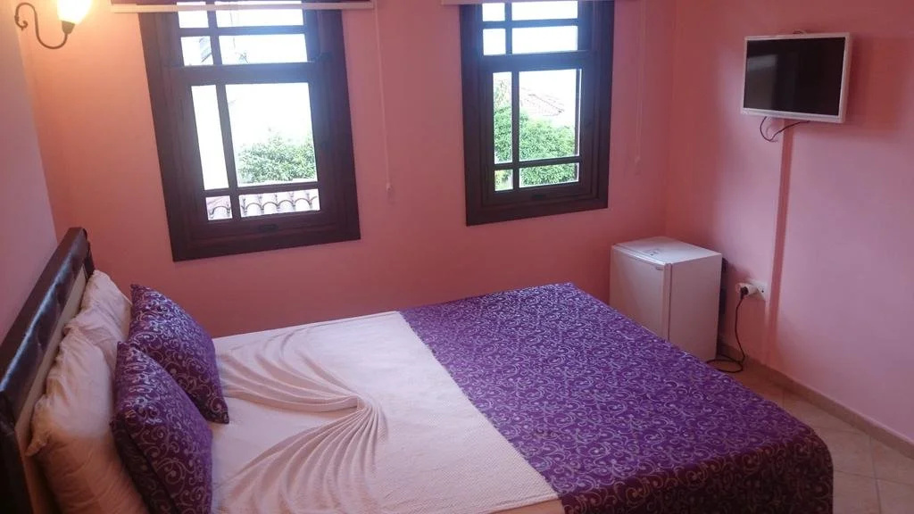 Antalya Marina Hostel