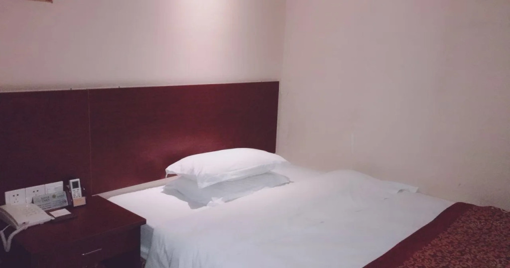 Guangzhou Lucky Hotel
