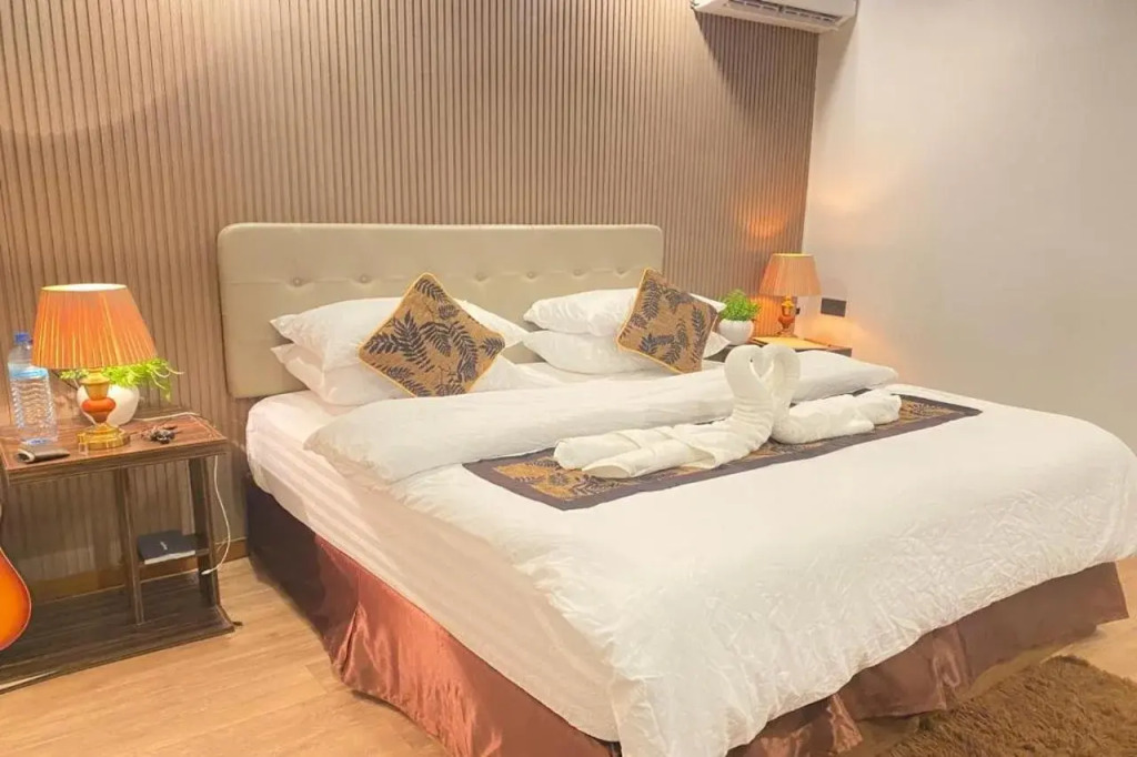 Himeyn Beach Inn - Ocho Homes by Eight Continents