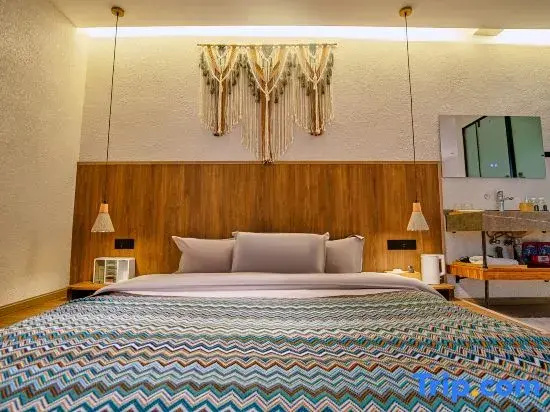 Wutong Mountain Homestay