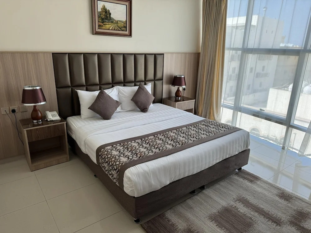 PRIMOTEL Suites As Salamah