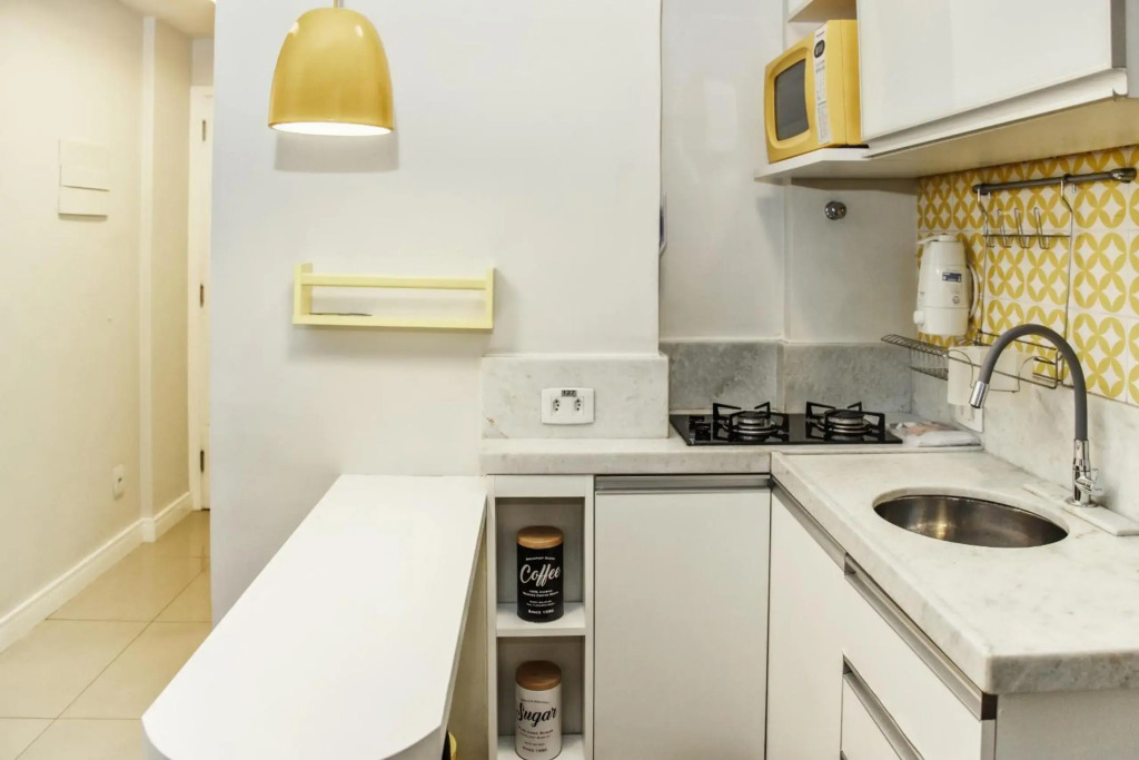 Pineapples MVC205 - Lindo apartamento perfeito para casais próximo a praia de Copacabana