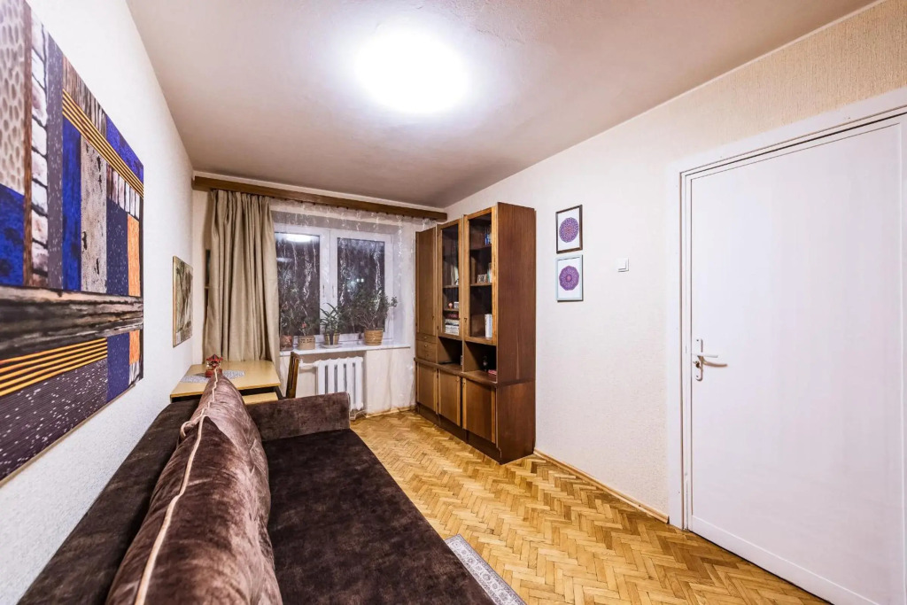 Cozy Apartment in Kaunas with Free Parking