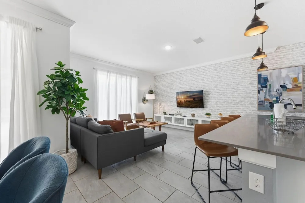 Chic 4BR Disney Retreat With Pool, Mickey Rooms