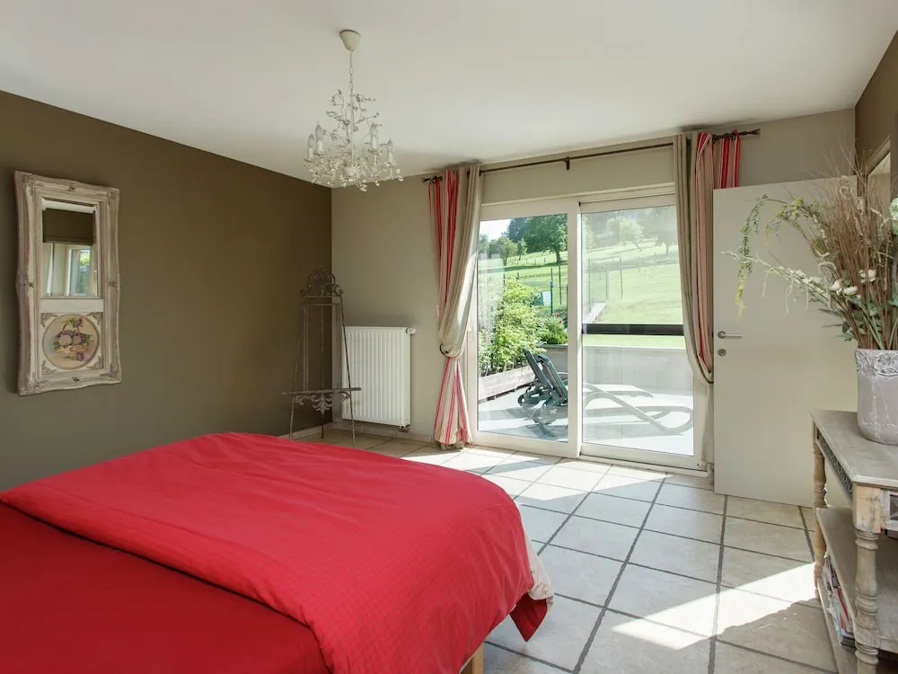 Pretty Cottage in Rendeux With Terrace, Garden and Barbecue