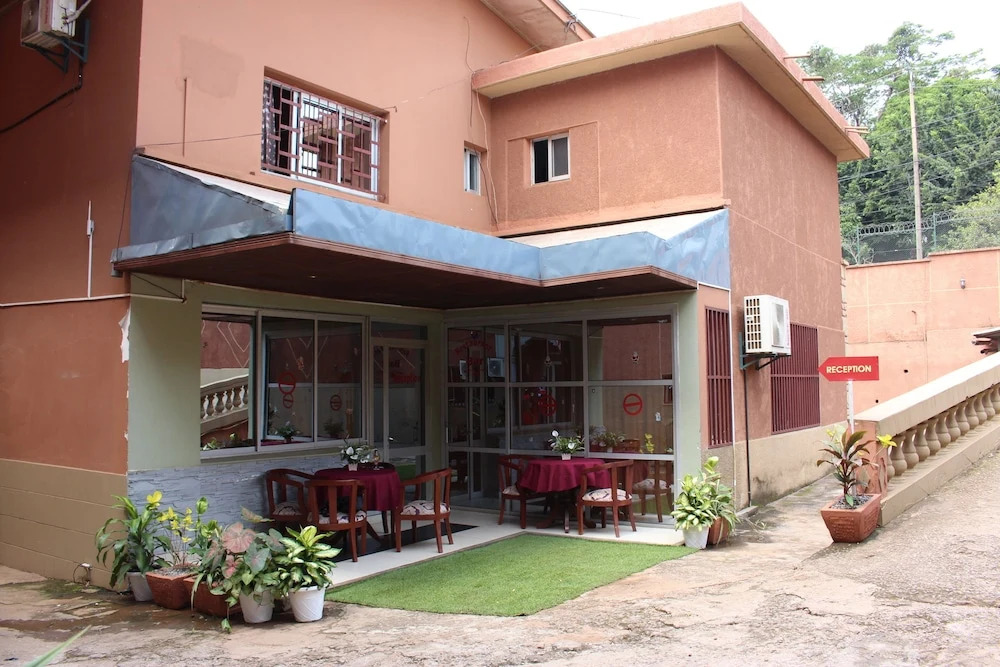 Indra Hotel