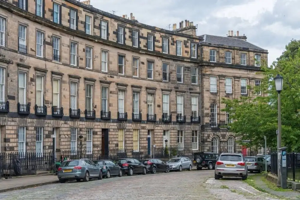 1 Bedroom Apartment in New Town