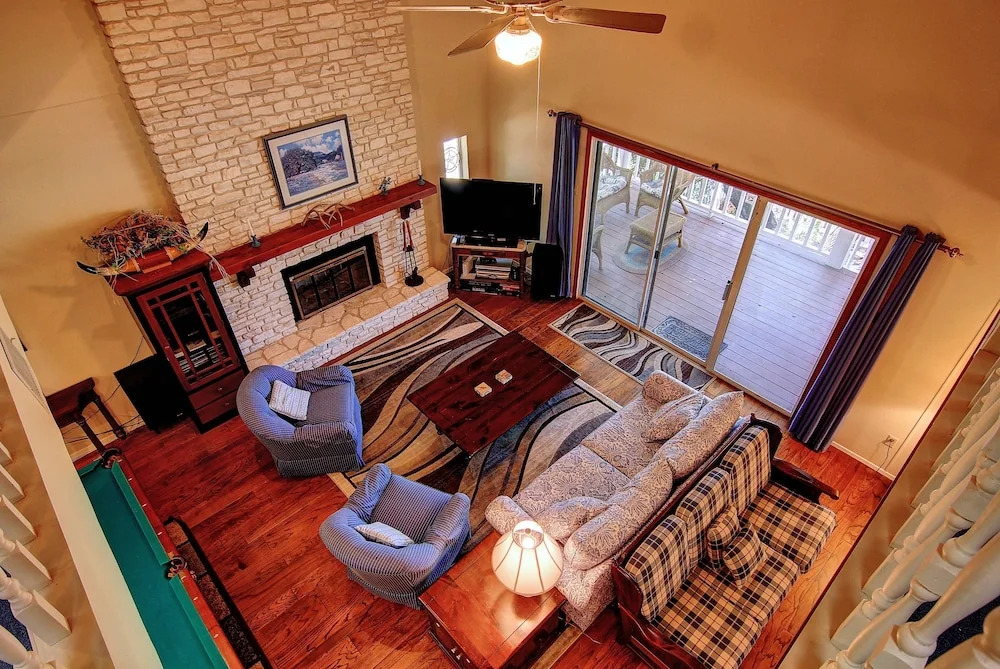 Blue Diamond Retreat