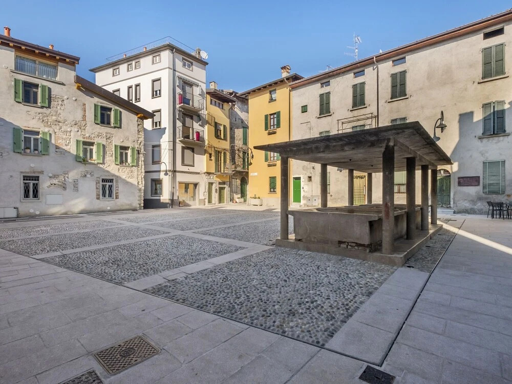 Charming Holiday Home in Iseo With Terrace