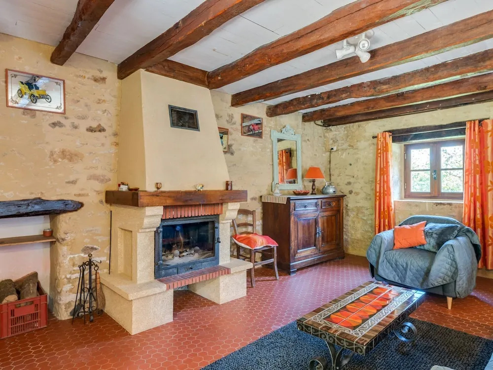 Cosy Holiday Home With Garden