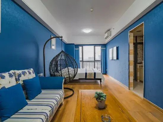 Dreamli Najia Theme Apartment
