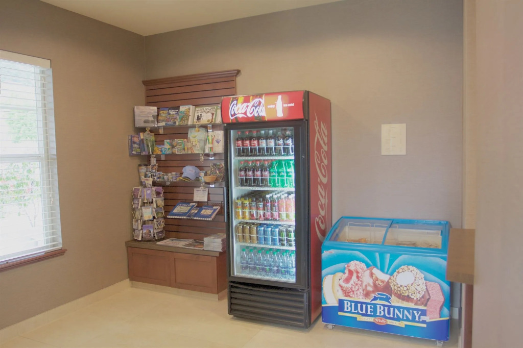 Holiday Inn Express Hotel & Suites Astoria by IHG