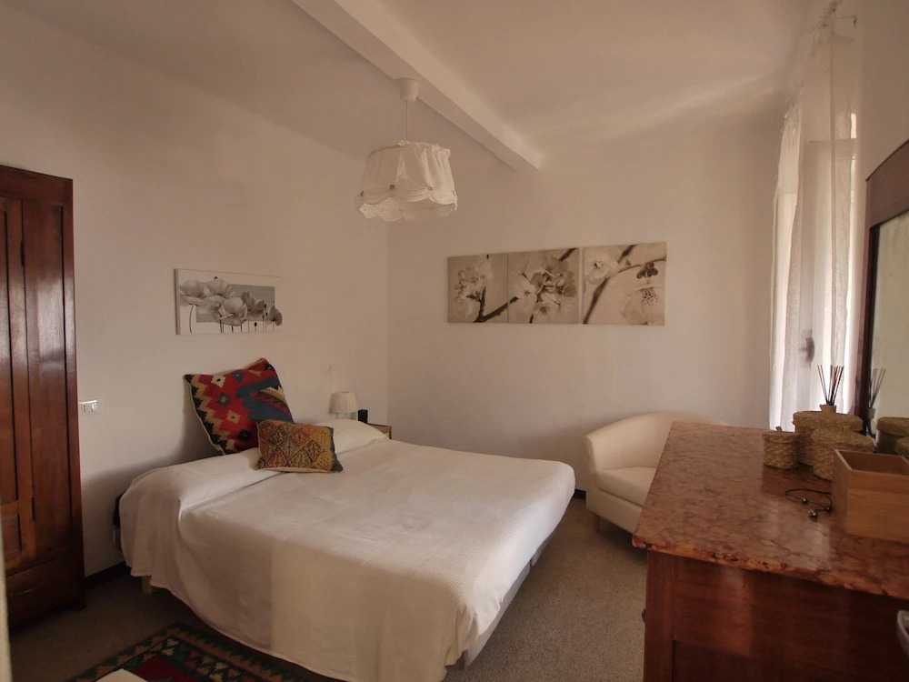 Radici Sea View Apartment With Balcony
