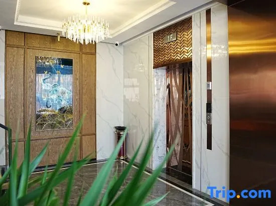 Yichun Yuhao Business Hotel
