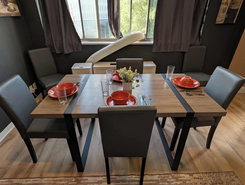 Urban Oasis Luxe King Suites  City Views