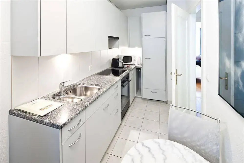 Jenatsch Apartments