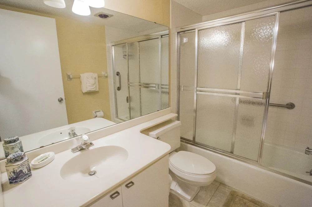 Gulf and Bay Club- C609 2 Bedrooms 2 Bathrooms Condo