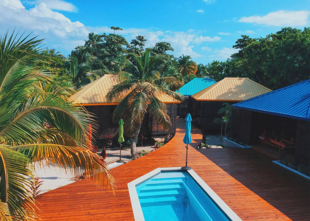 PUR Boutique Cabanas, Adults Only