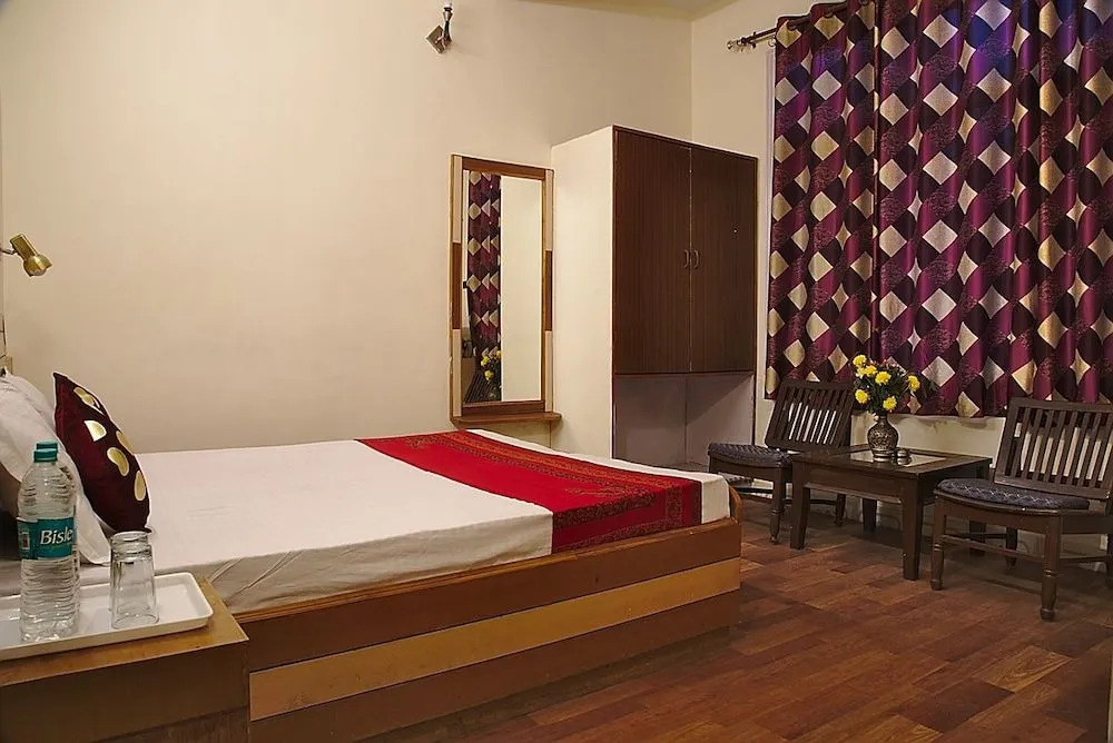 Hotel Raikot Resort