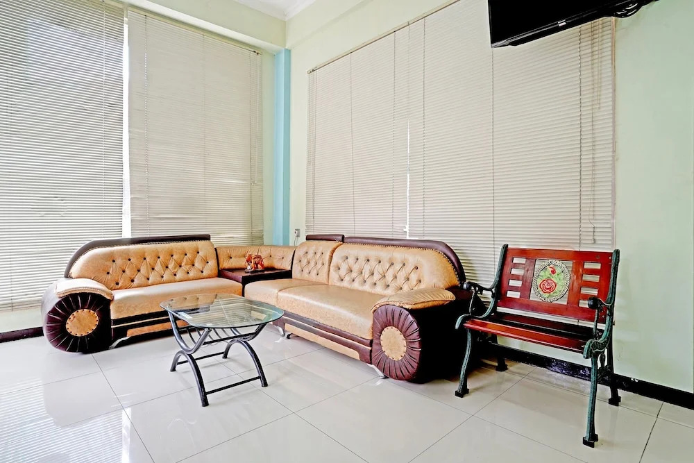Urbanview Hotel Bartu Moh Toha Bandung by RedDoorz