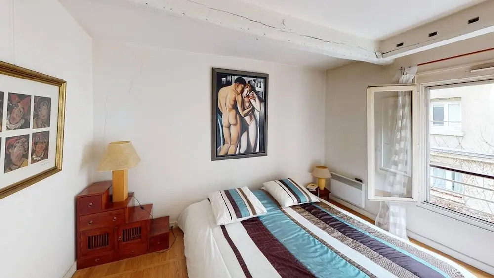 Marais Two Bedroom Haven