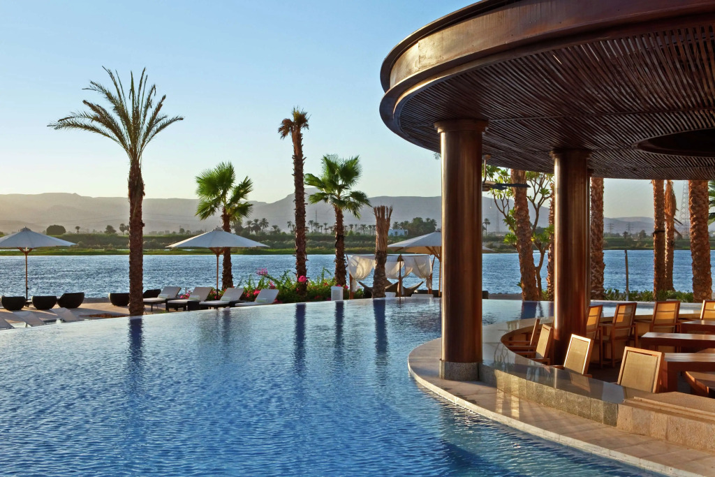Hilton Luxor Resort & Spa