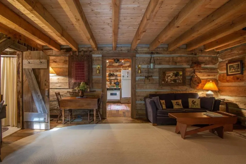 Aunt Babbies Cabin · Aunt Babbies Cabin