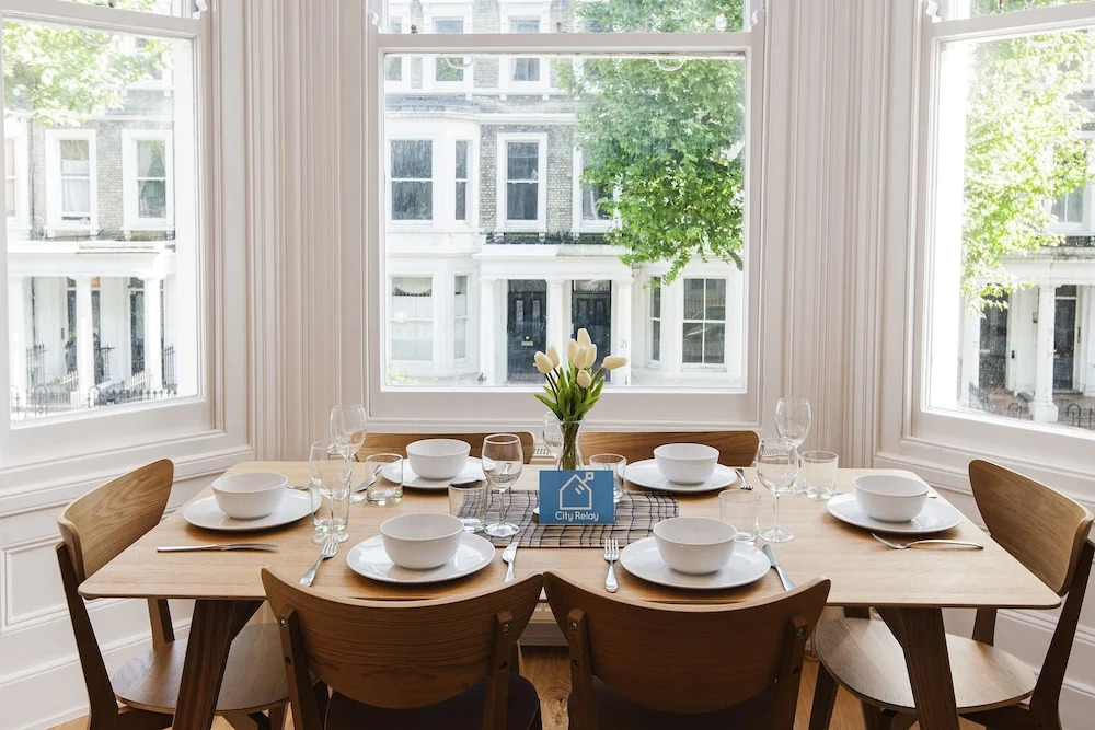 The Stunning Philbeach Garden Apartment- CSD