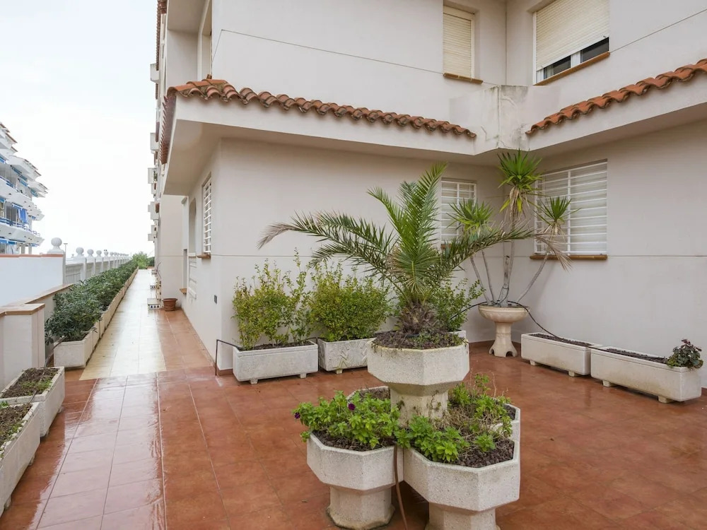 Simplistic Apartment in Alcocéber With Swimming Pool
