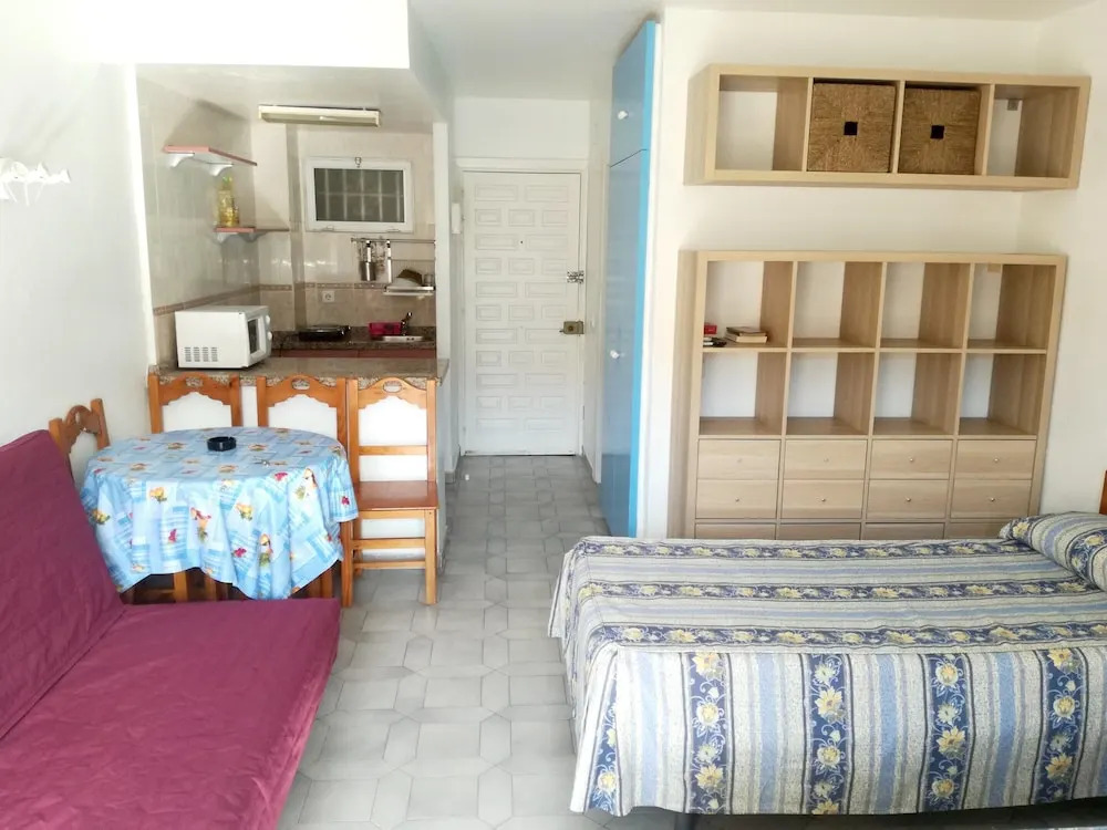 Studio In Benalmadena With Wonderful Sea View Shared Pool And Furnished Balcony 500 M From The Beach