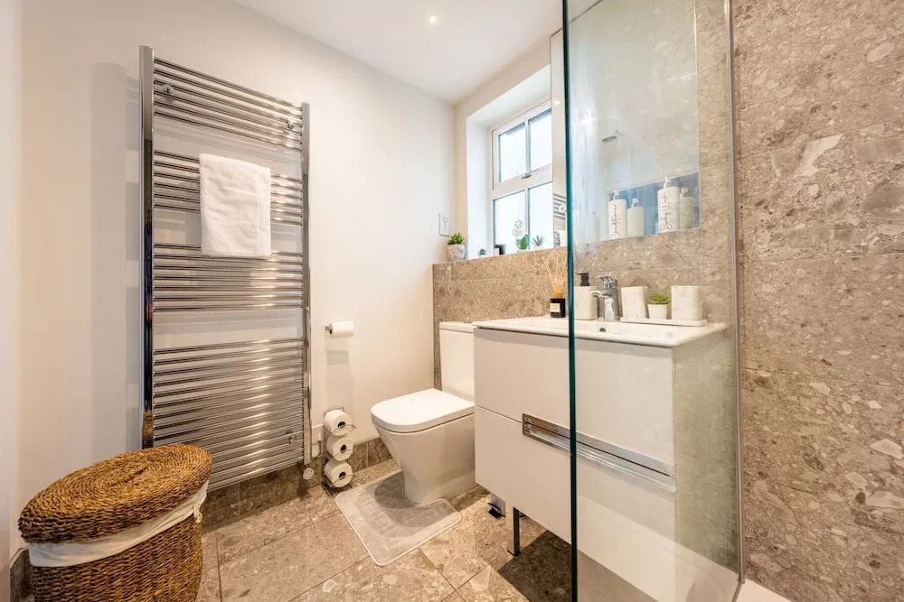 Super Luxe Central Maidenhead Apartment