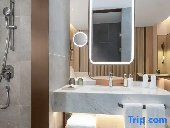 Holiday Inn Jinan Thousand Buddha Mountain by IHG