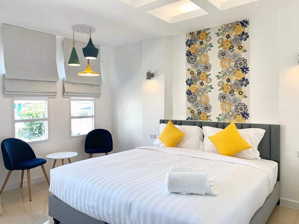 Chaleelay Hotel